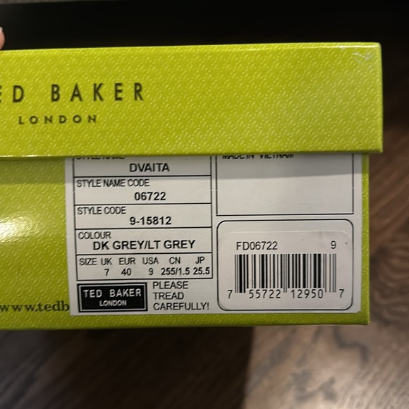 Ted baker Dvaita Grey kitten heel - Picture 5 of 5